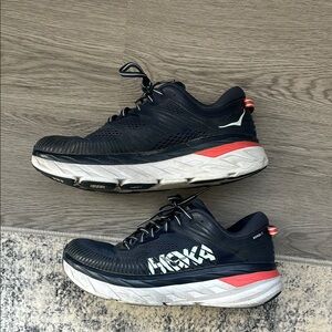 Hoka Bondi 7 Women’s size 9 Wide